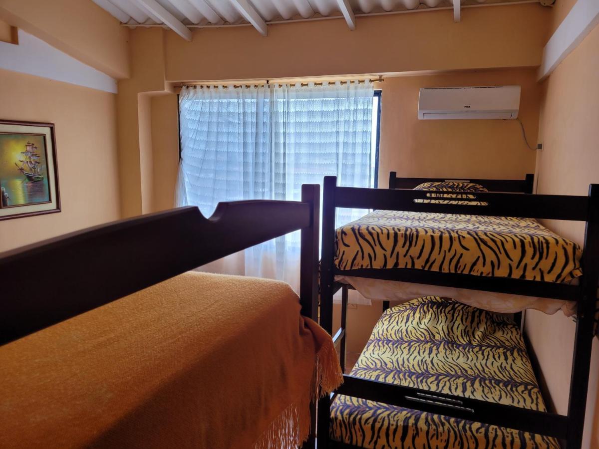 Hostal Haziel Salinas  Exterior foto